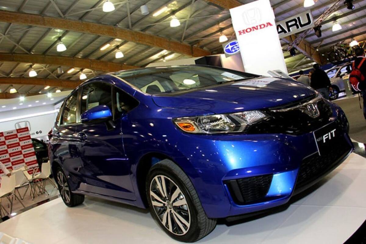 Los amantes de los automóviles se dan cita en Corferias donde se exhiben más de 1000 vehículos con  modelos recientes de las más reconocidas marcas de automóviles a nivel mundial.