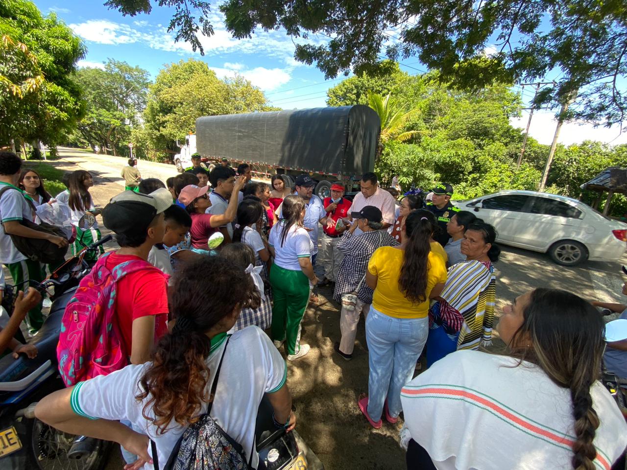 Plantón de estudiantes Ruta 45. Foto Cortesía.