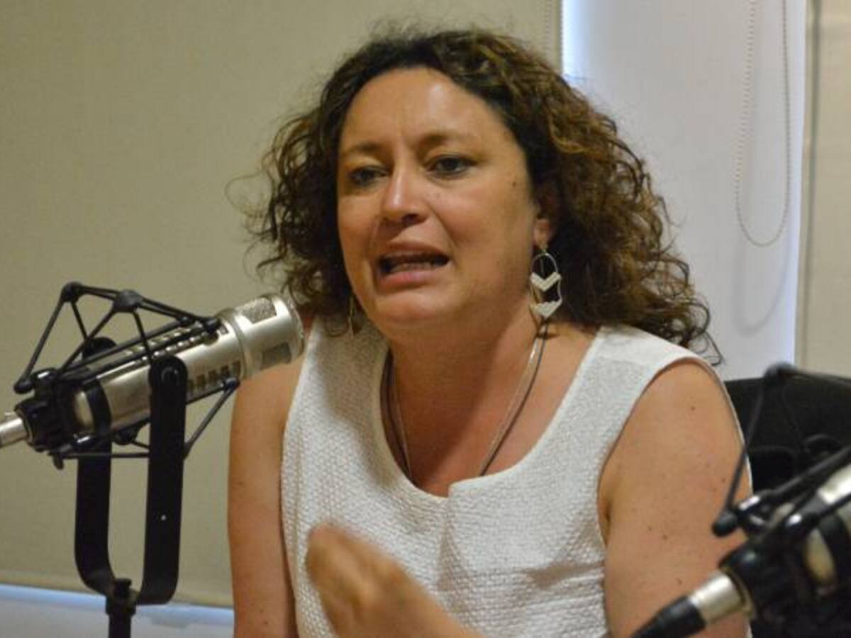 "Es carreta que se pueda echar atrás la dosis personal": Angélica