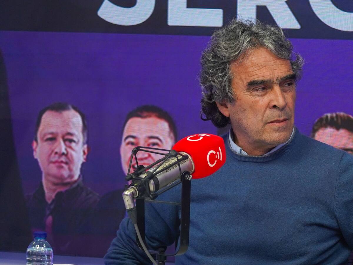 Sergio Fajardo propone referendo para evitar asambleas constituyentes: “Hay que estabilizar el país”