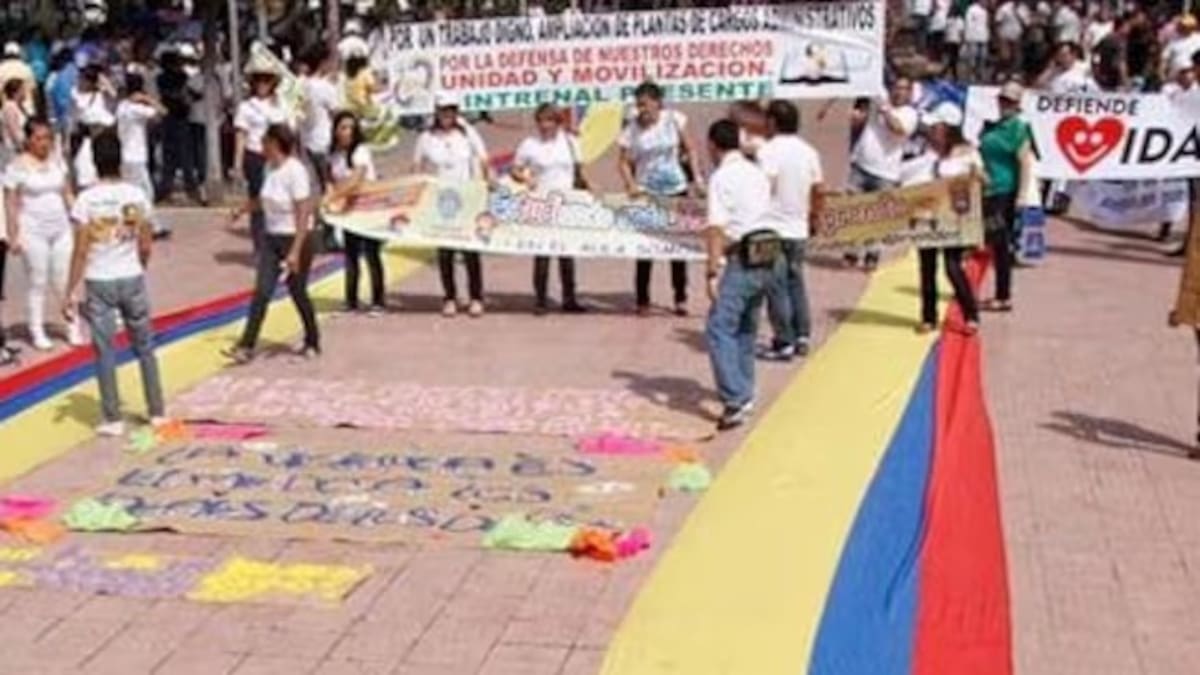 Trabajadores administrativos de colegios oficiales en Manizales están en un paro escalonado
