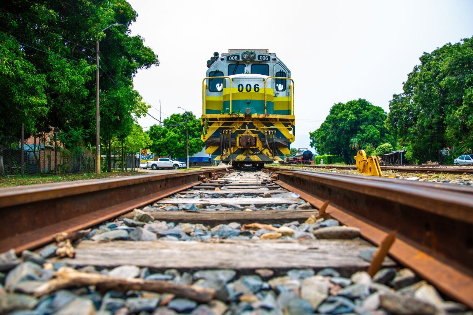 Durante el primer semestre de 2024, en la red férrea del Pacífico, la ANI inició el proceso de reversión de la infraestructura férrea existente a la Nación y adelantó la contratación del servicio de vigilancia en 13 estaciones ferroviarias.
