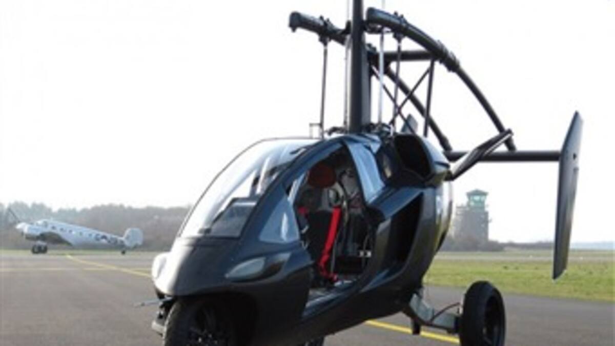 El carro volador es una realidad: realiza su primer vuelo con éxito