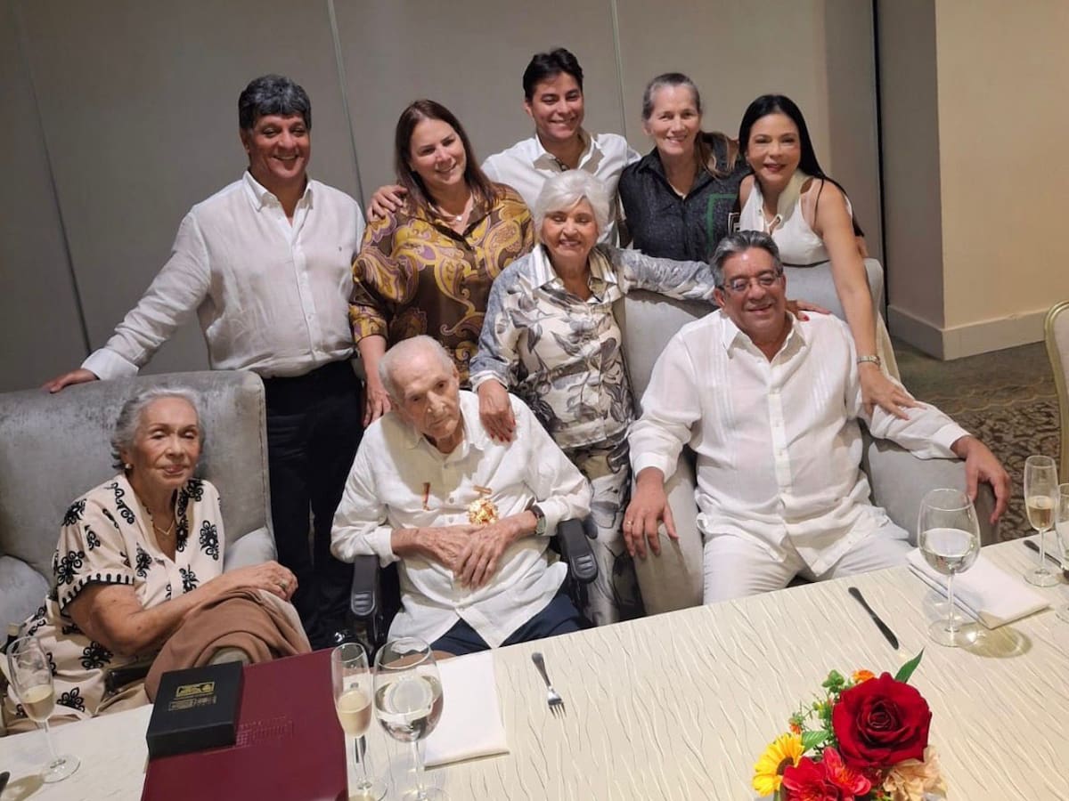 A los 100 años, la Cámara de Representantes exalta la vida ejemplar de Simón Bossa López