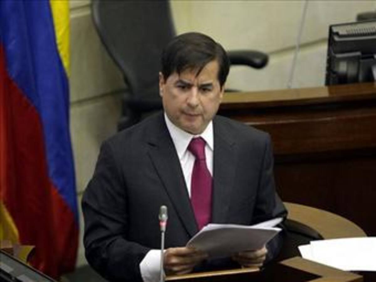 Cristo pide no descalificar a Congreso por reforma de equilibrio de poderes