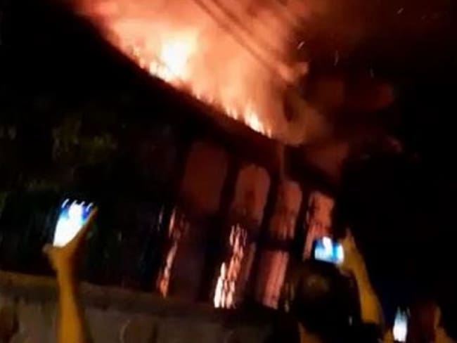 Claman al Gobierno restaurar la casa quemada en Santa fe de Antioquia