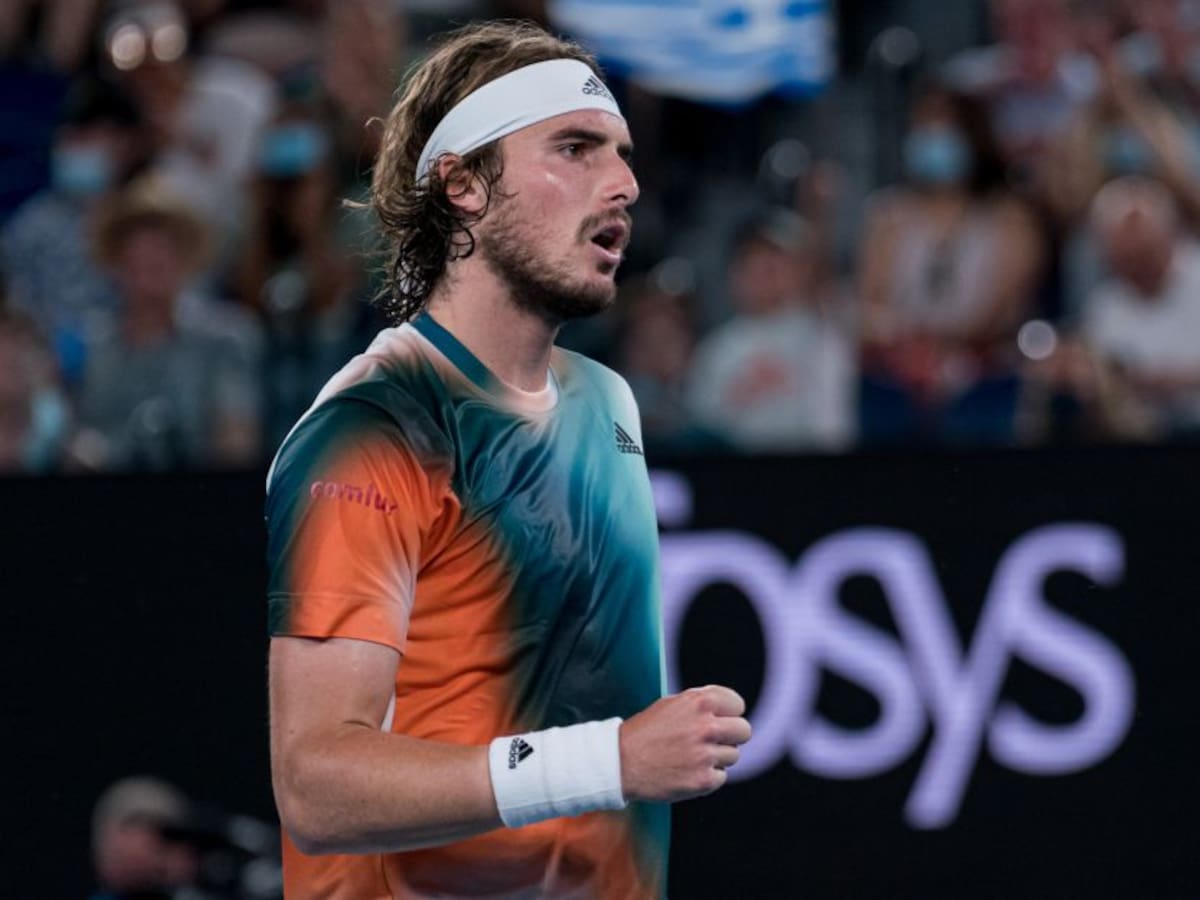 Tsitsipas no pasó sustos y se metió en semifinales en 3 sets ante Sinner