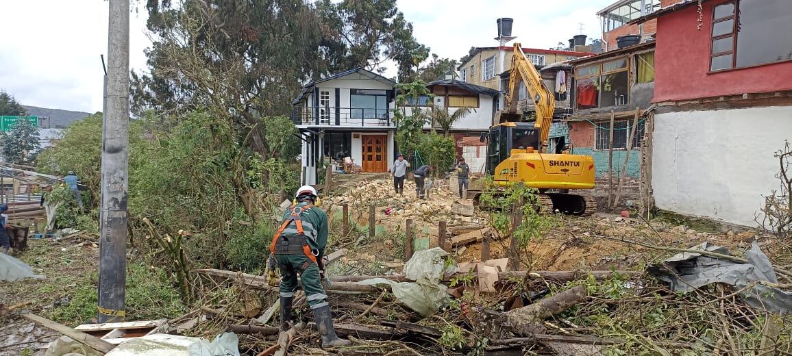 Organismos de socorro adelantan labores en diferentes ubicaciones de Bogotá y Cundinamarca debido a las fuertes lluvias / vía Secretaría Distrital de Ambiente