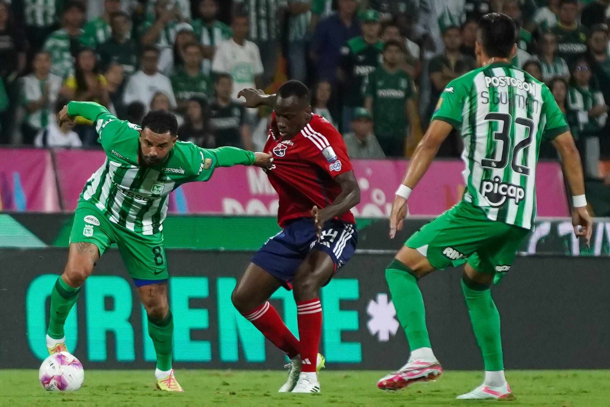 Nacional tiene ventaja en su serie ante el Medellín / Colprensa.