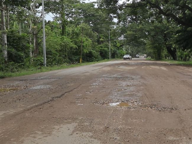 Habitantes de la zona rural de Magangué aseguraron que la vía no está totalmente pavimentada y en buenas condiciones como lo anunció Duque