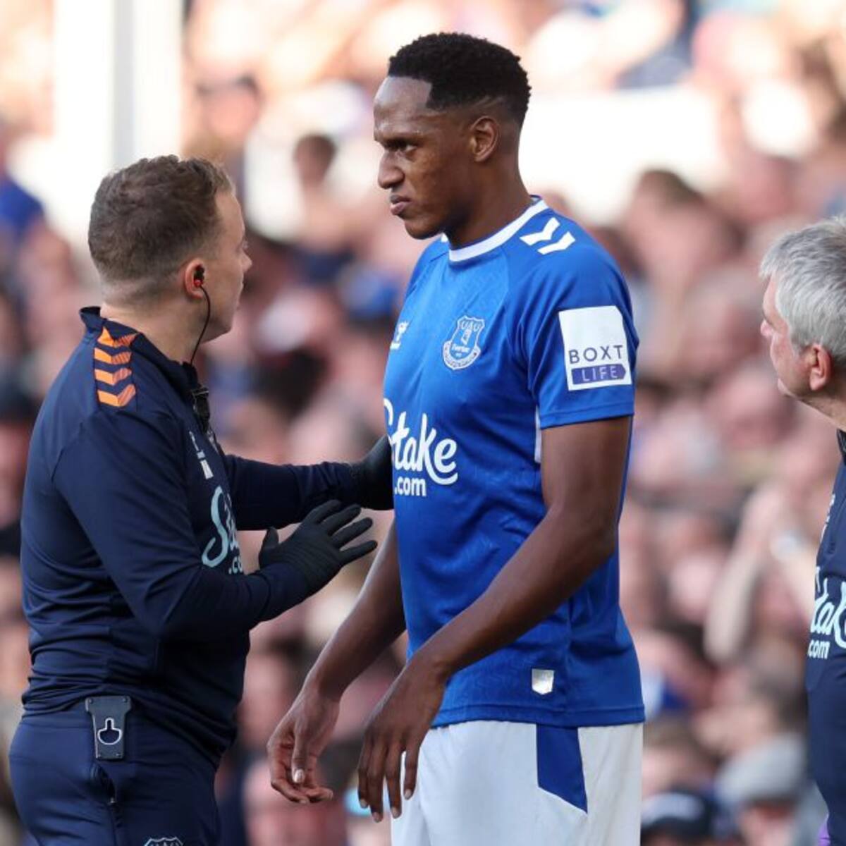 Yerry Mina, a la expectativa por conocer la gravedad de su lesión