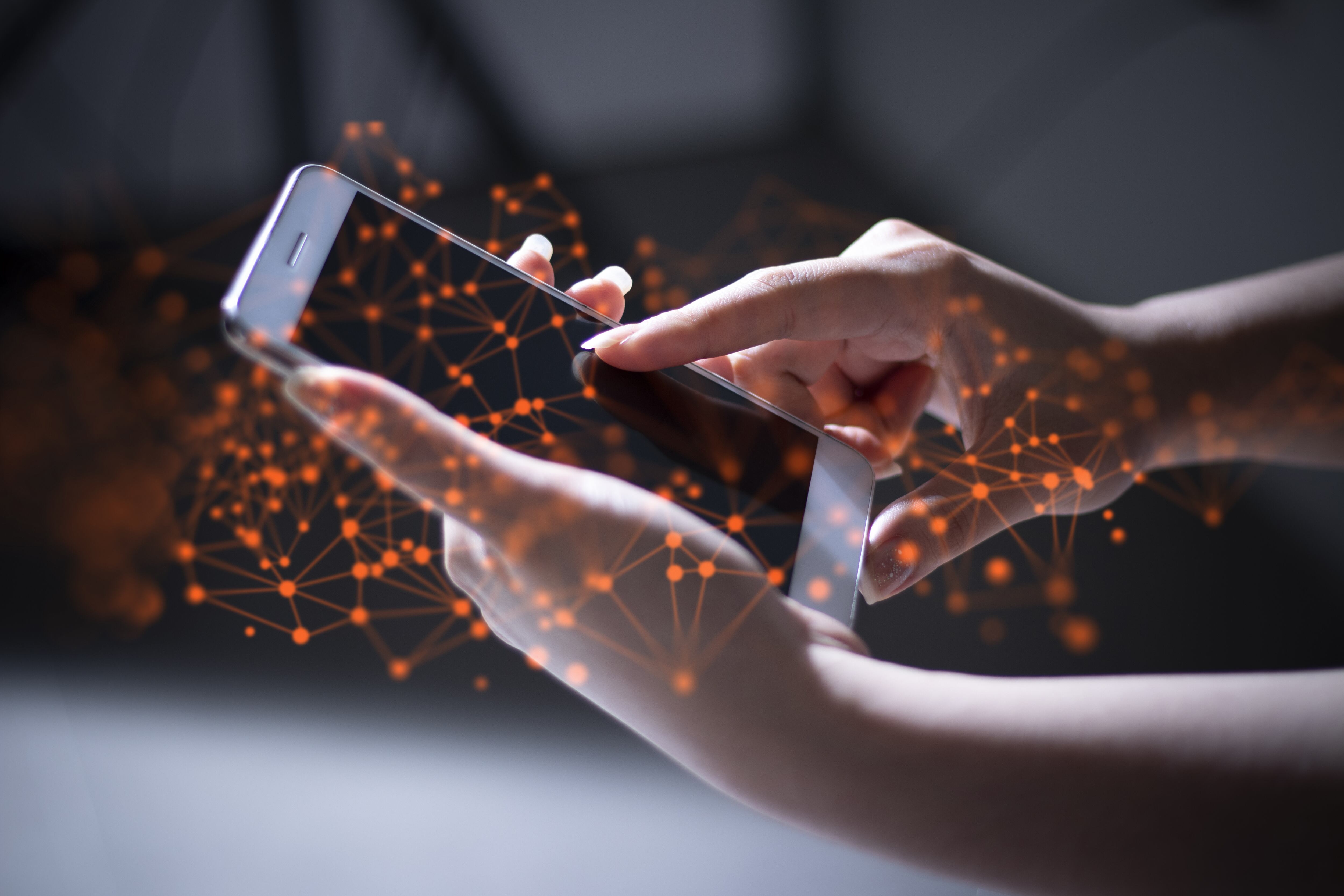 Internet en el celular / Getty Images