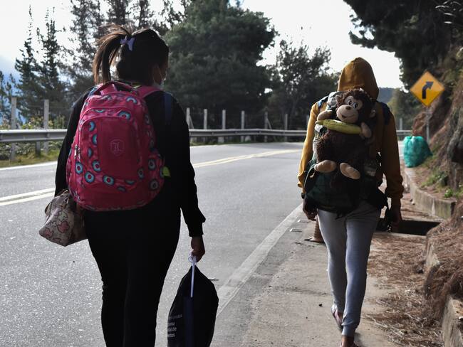 “Tengo esperanza de que no se acabe mi trabajo”: trochero venezolano