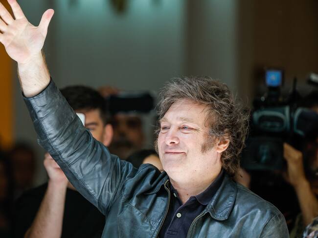 El ultraderechista Javier Milei es el nuevo presidente de Argentina
