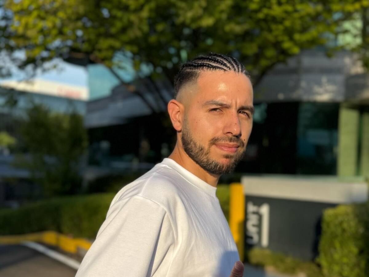 Leandrovlogs, el influencer que lleva un pedazo de Colombia a sus compatriotas en Australia