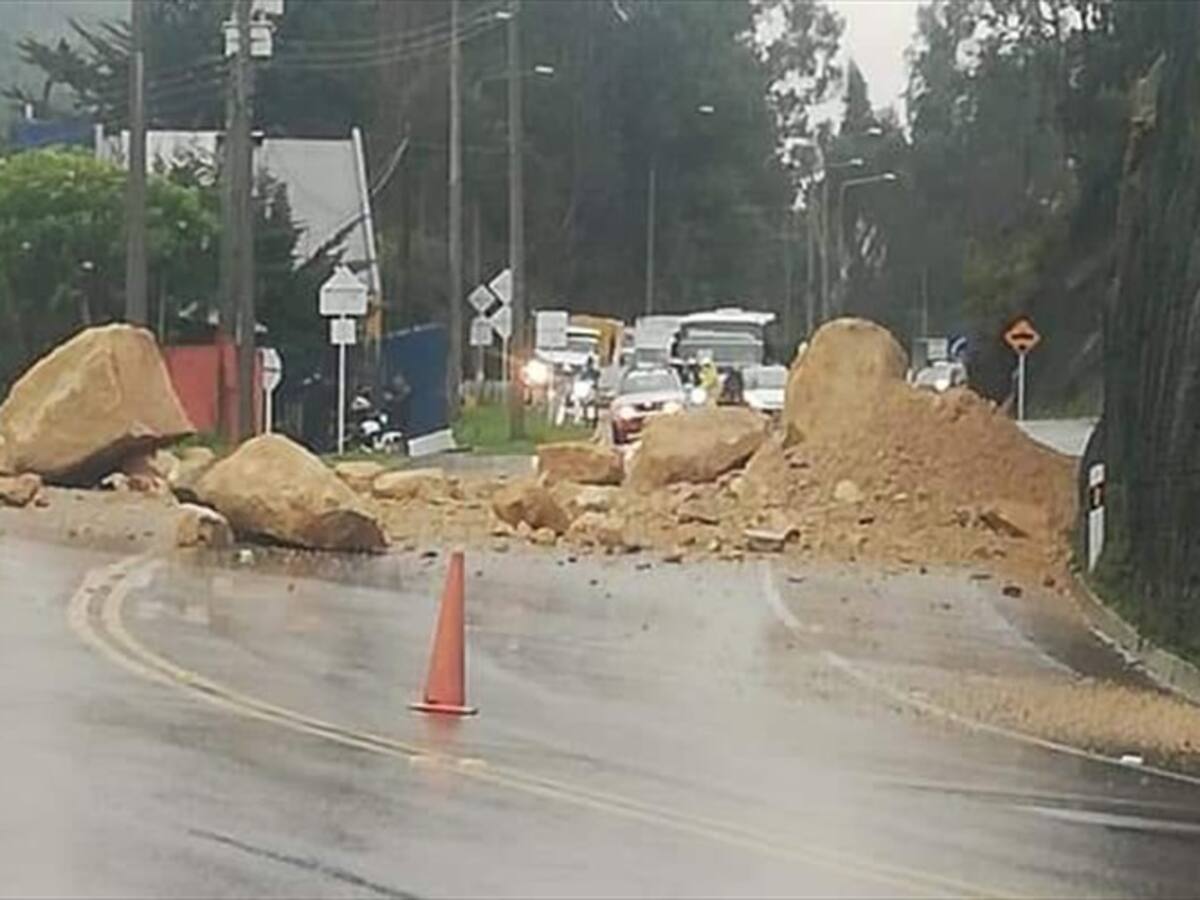 Tres personas fallecidas a causa de la crisis invernal en La Calera, Cundinamarca