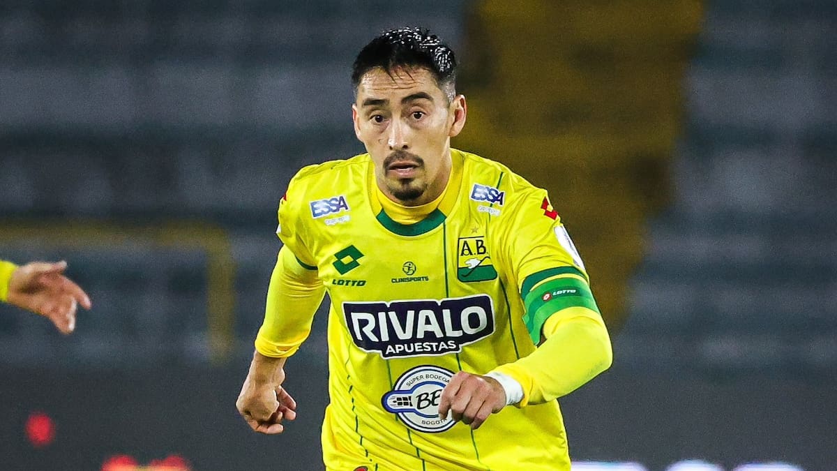 Fabián Sambueza estalló: “Un árbitro se puede equivocar, los burros del VAR no”