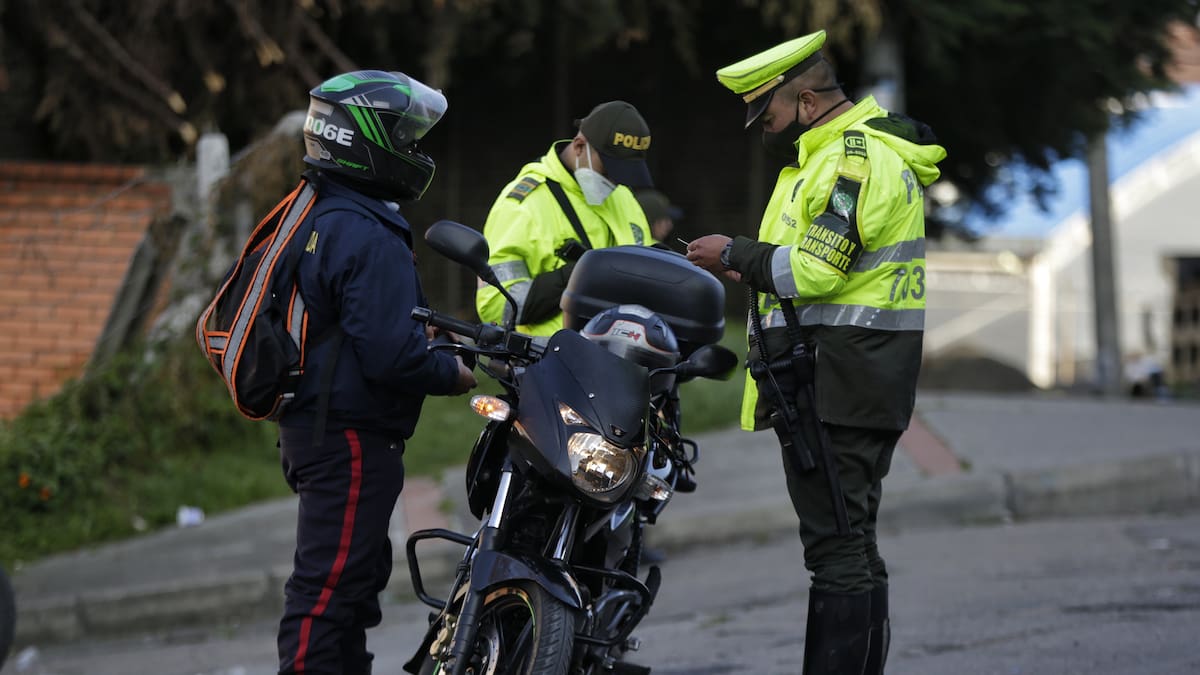 Lugares prohibidos para motos según Código Nal. de Tránsito: evite multas desde $152.766