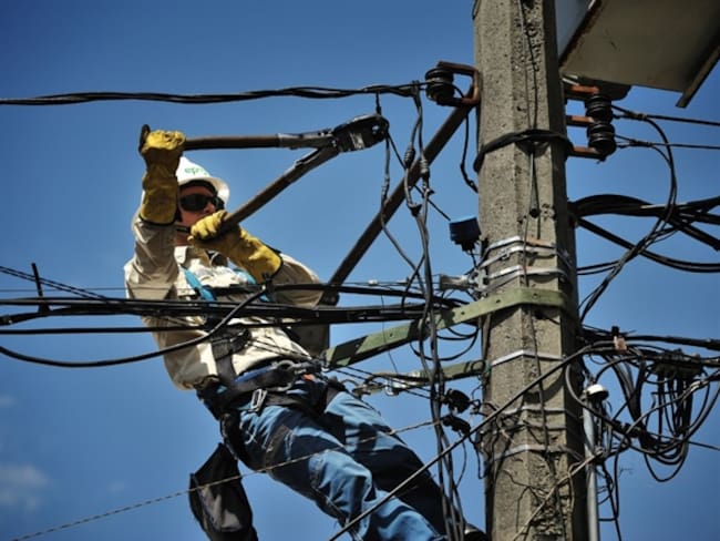 EPM aclaró que los cortes de energía son necesarios para adelantar las labores de mantenimiento de las redes eléctricas. Foto: EPM.