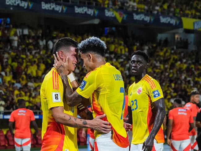 James Rodriguez of Colombia y Luis Díaz / Getty Images