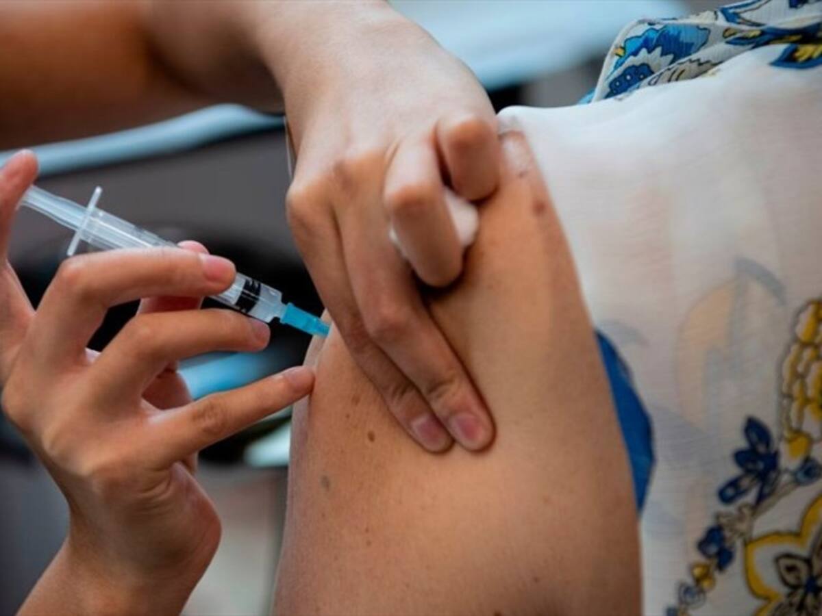 “Aplicar una jeringa sin vacuna es antiético”: Asociación de Enfermeras