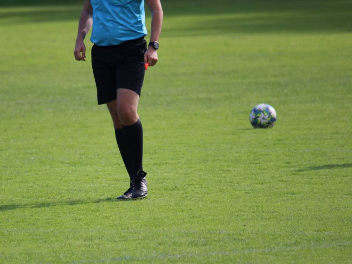 Condenan con 15 meses de prisión a arbitro por amaño de partidos