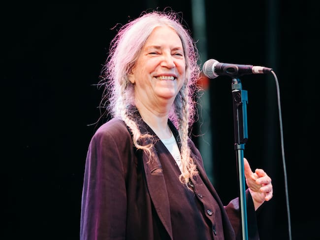MADRID, SPAIN - JUNE 20: Patti Smith performs on stage during Noches del Botanico music festival at Real Jardín Botánico Alfonso XIII on June 20, 2022 in Madrid, Spain. (Photo by Mariano Regidor/Redferns)