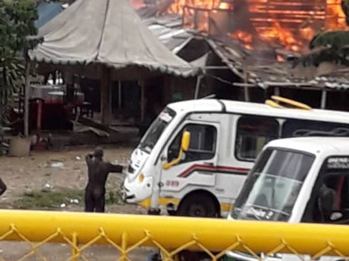 Una persona herida deja incendio en el oriente de Cali