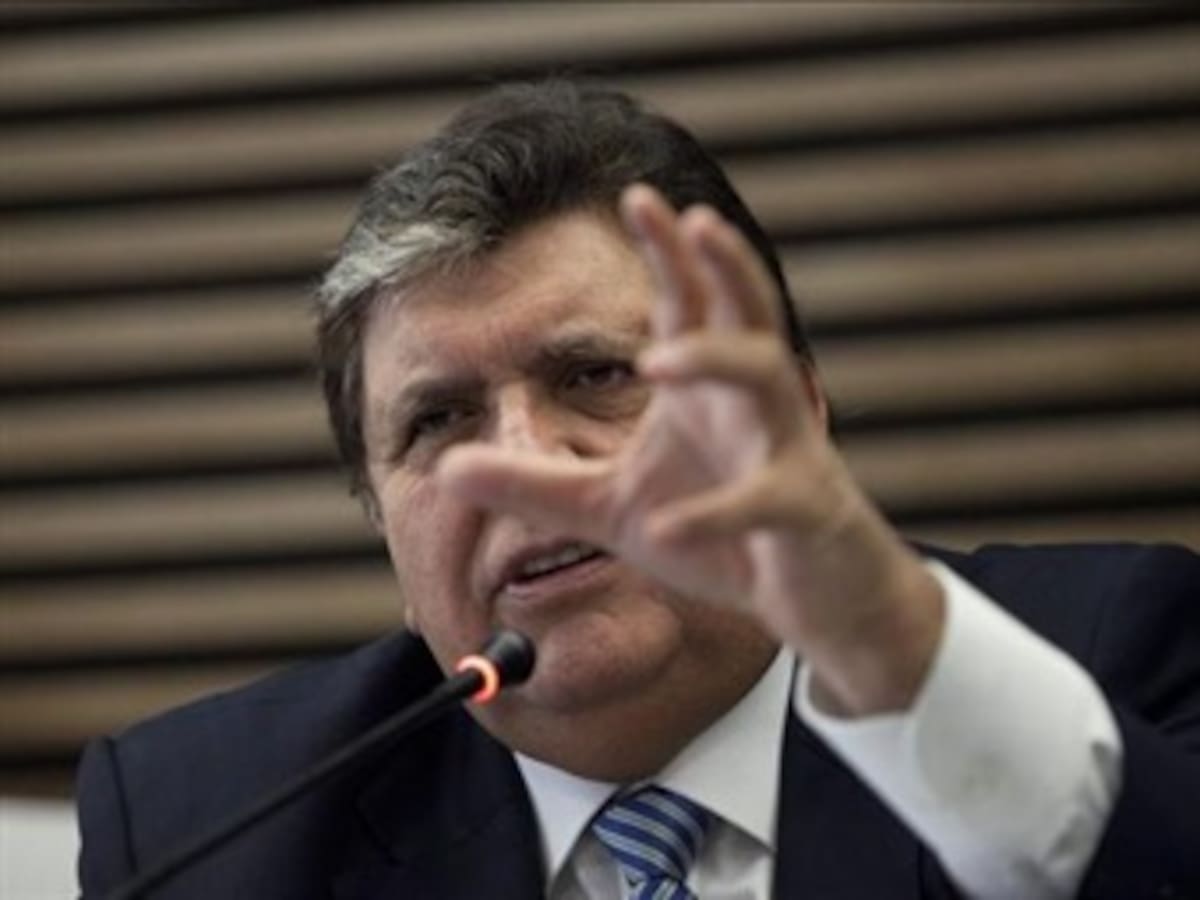 "Terminaremos importando papel higiénico como en Venezuela": Alan García