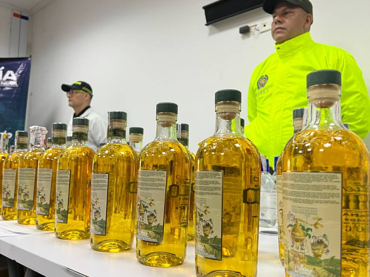 En Neiva autoridades logran la incautación de licor adulterado y de contrabando