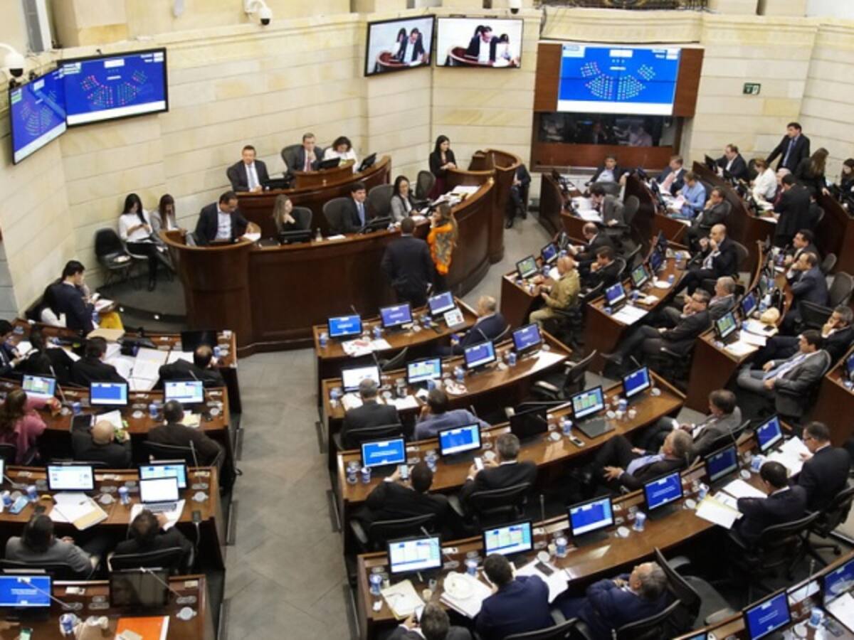 Congreso abre de nuevo la puerta al transfuguismo