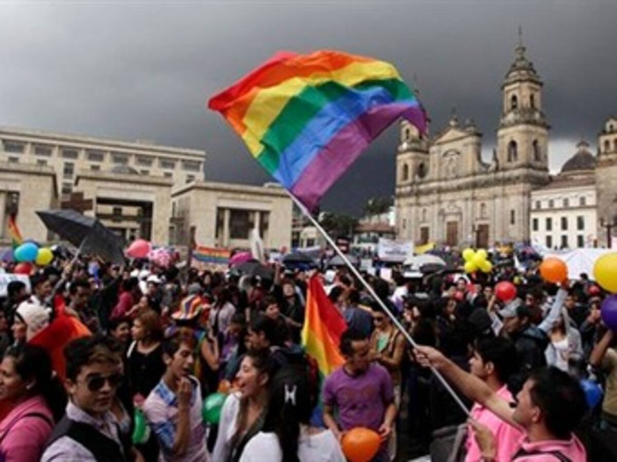 Pese a la oposición de la Procuraduría, juez cita a contrayentes de matrimonio gay