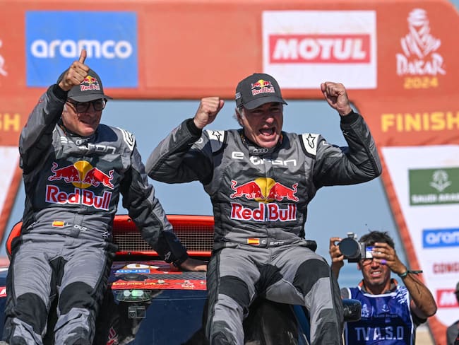 El piloto español logra su cuarto Rally Dakar a la edad de 61 años / Getty Images