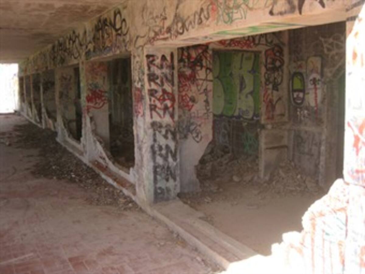 En Medellín, bandas criminales usan casas abandonadas para torturar a sus víctimas