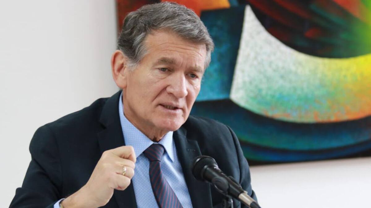 El sector minero sufre de una inseguridad jurídica muy grande: A. Custodio Cabrera