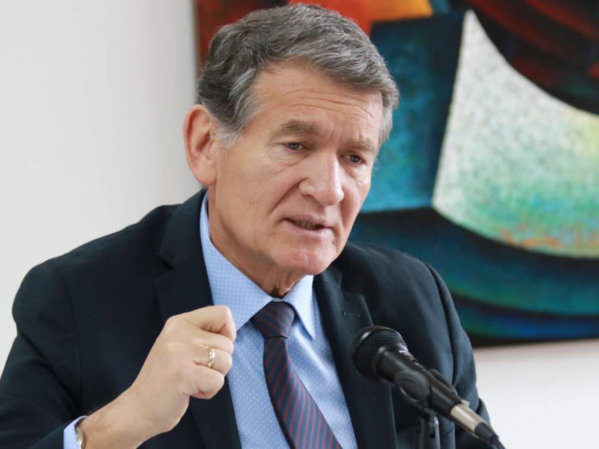 MinTrabajo Ángel Custodio Cabrera, positivo para Covid-19