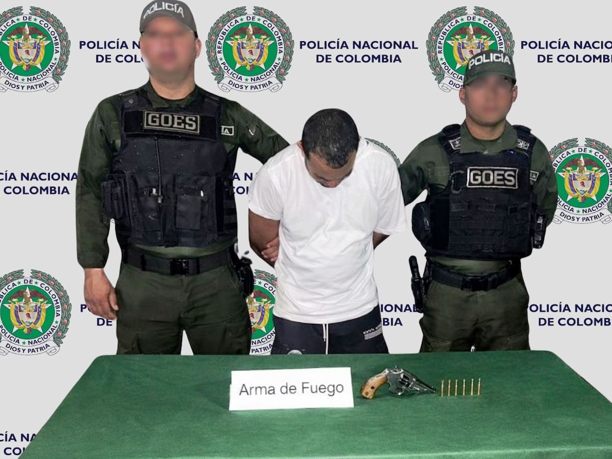 En el barrio Olaya Herrera, cae “El Nando” con un revólver y municiones