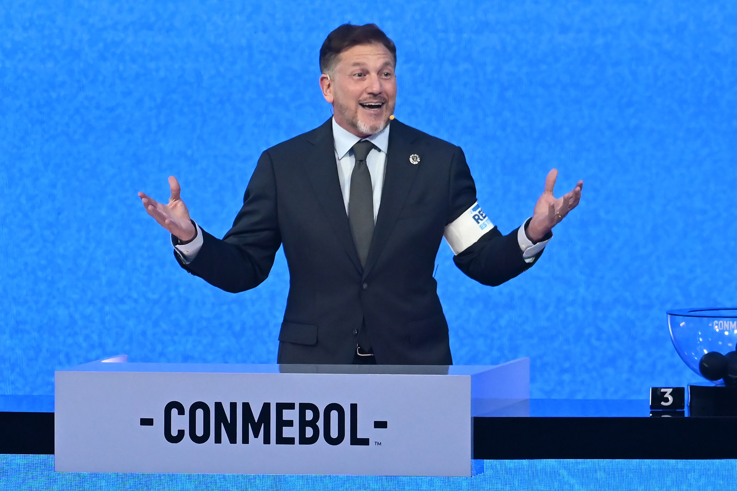 Denuncian internamente al presidente de la Conmebol por recibir millones de fondos recuperados del FIFAGate (Photo by Christian Alvarenga/Getty Images)