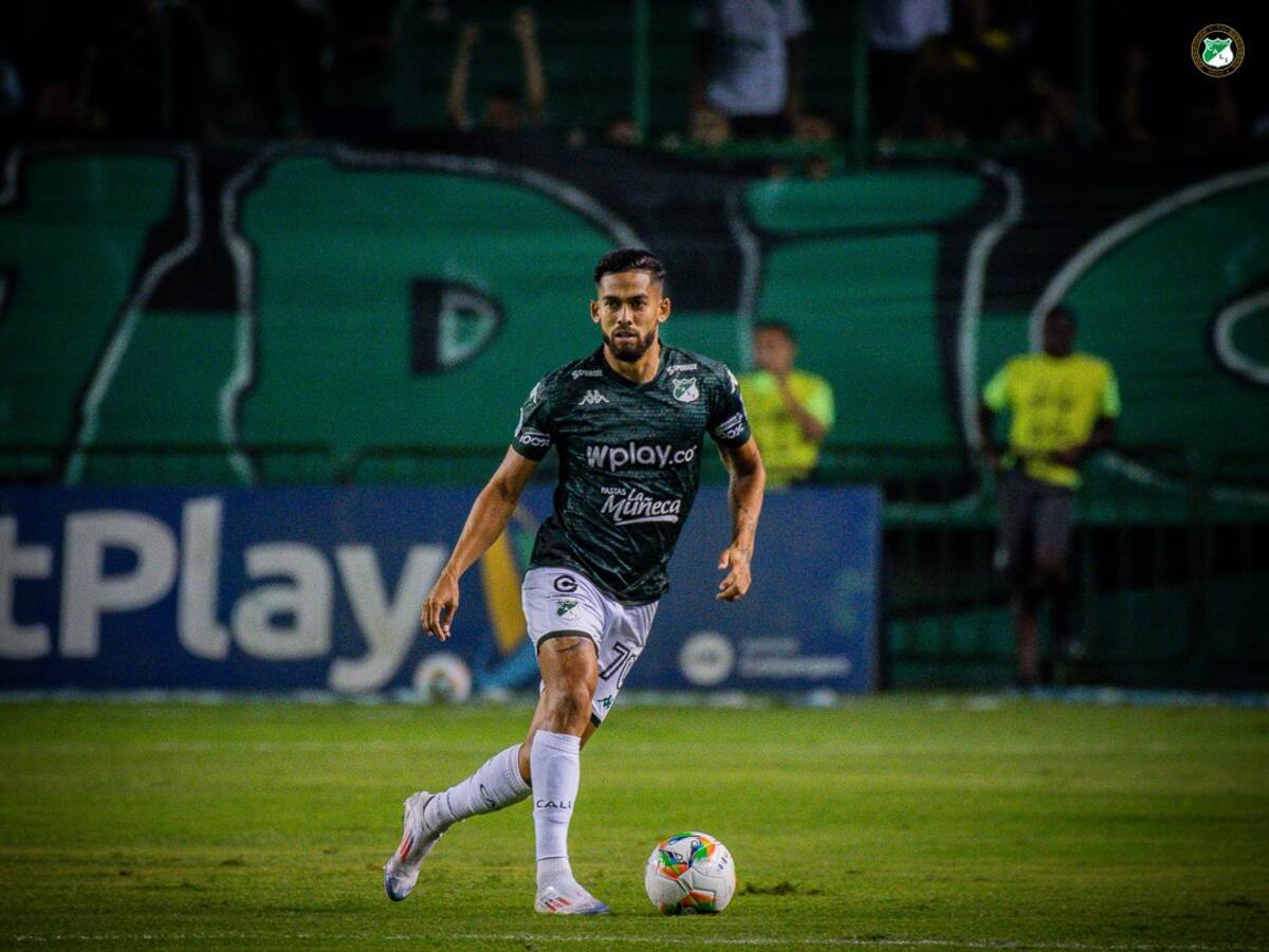 Andrés Andrade habló sobre el descenso: “Es la primera vez que vivo algo así, es pesado”