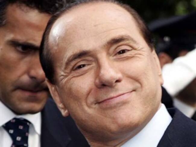“El presidente Uribe es un héroe de su país”: Silvio Berlusconi