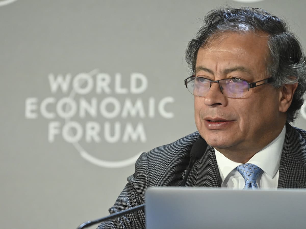 Petro asegura que renovación del cese al fuego con ELN depende de voluntad de paz