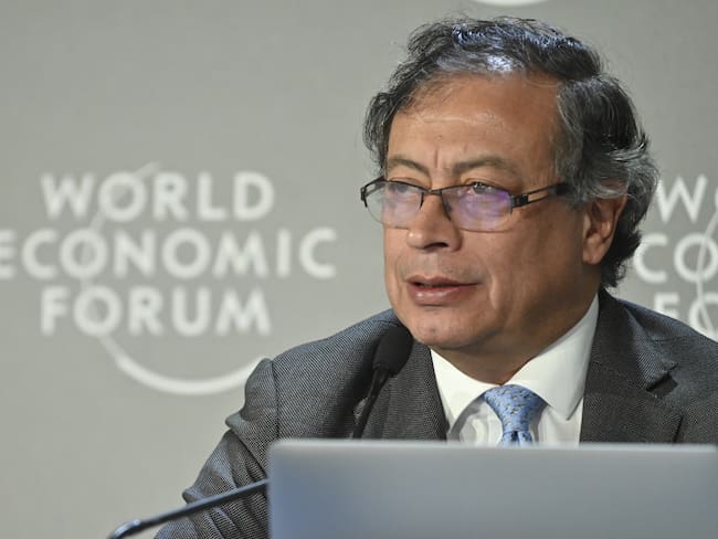 DAVOS, SWITZERLAND - JANUARY 19: (----EDITORIAL USE ONLY - MANDATORY CREDIT - &quot;COLOMBIAN PRESIDENCY PRESS OFFICE / HANDOUT&quot; -&#039; - NO MARKETING NO ADVERTISING CAMPAIGNS - DISTRIBUTED AS A SERVICE TO CLIENTS----) Colombian President, Gustavo Petro speaks at the World Economic Forum in the Swiss city of Davos, Switzerland, January 19, 2023. (Photo by Colombian Press Office/Handout/Anadolu Agency via Getty Images)