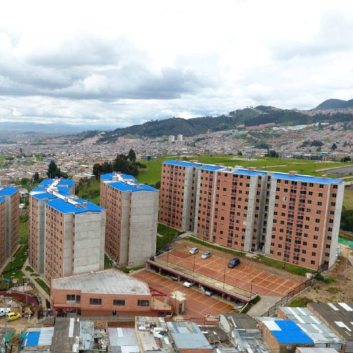 “Bogotá está actuando sola. No tenemos recursos de la Nación para vivienda”: secretaria de Hábitat