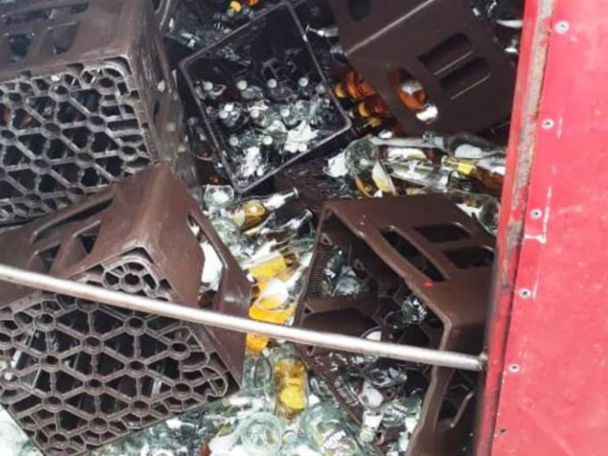 Volcamiento de camión de cervezas afectó operación de Transcaribe