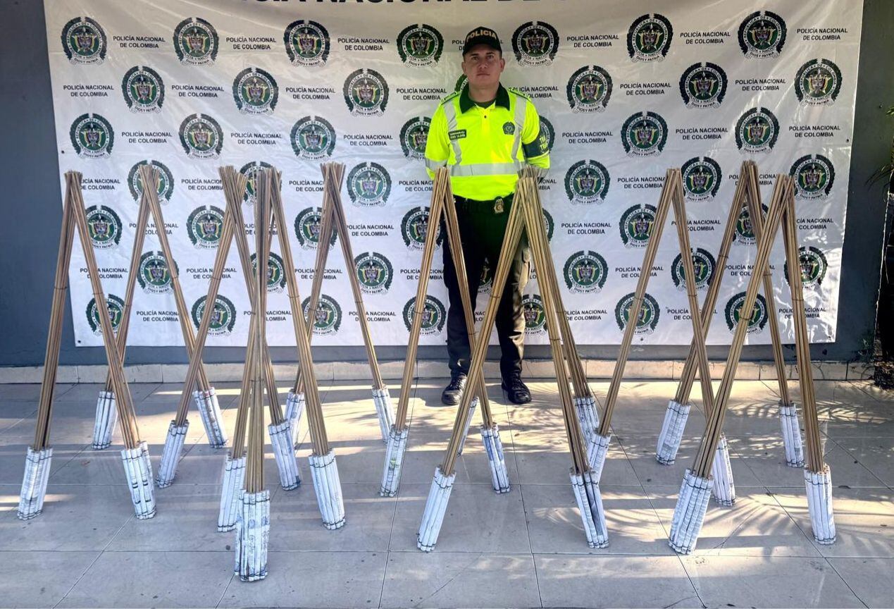 Incautadas 24 docenas de voladores en la vía San Onofre - Cartagena