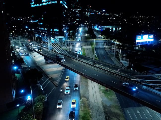 Distrito entrega nuevo alumbrado público para corredores viales de Bogotá
