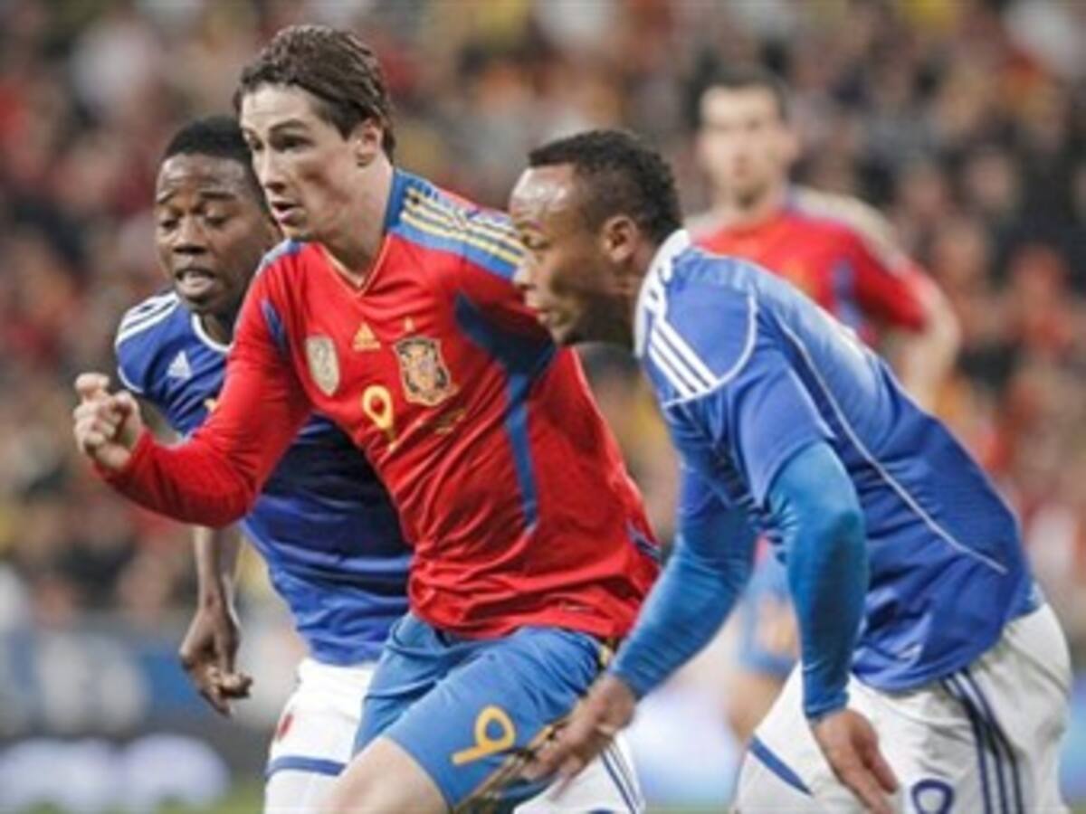 España vence 1-0 a Colombia en amistoso en Madrid