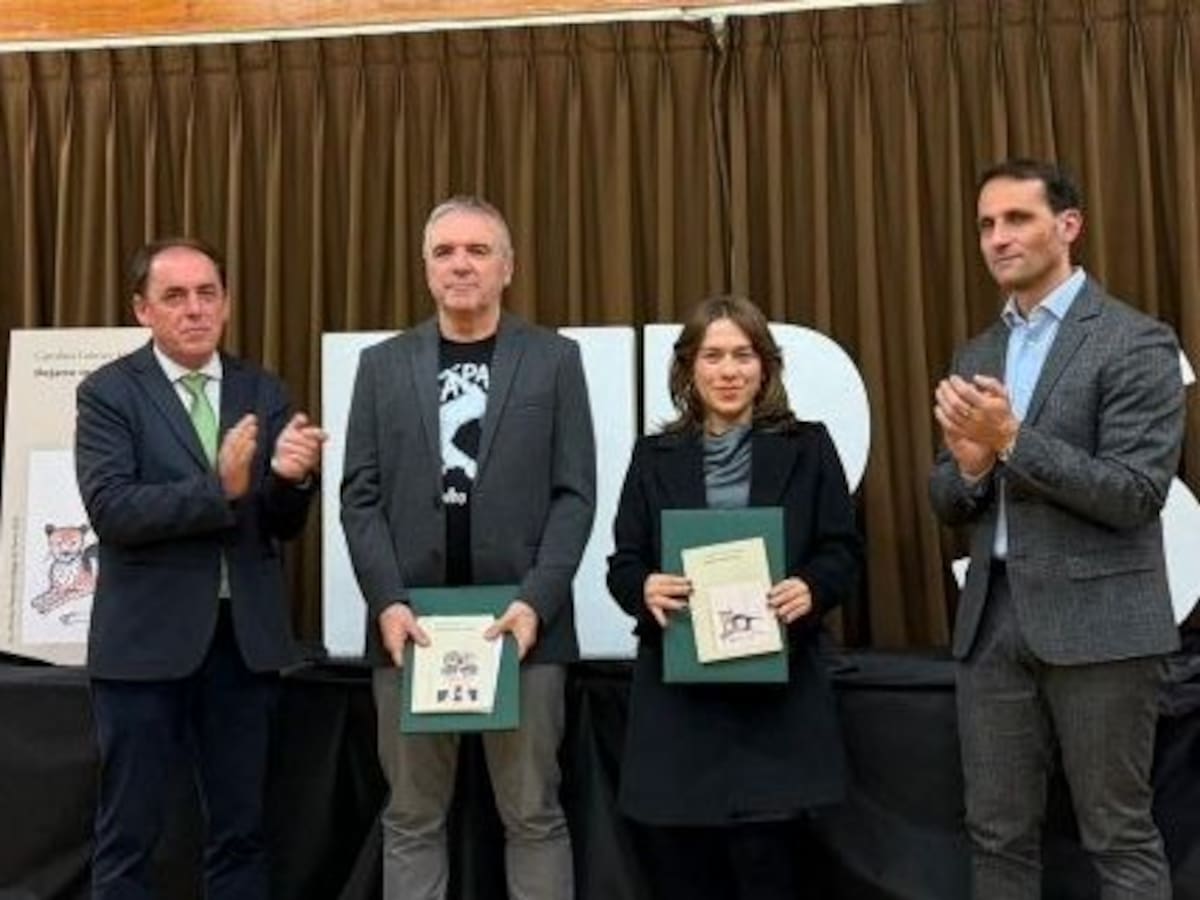 Santandereana gana prestigioso premio de poesía en España