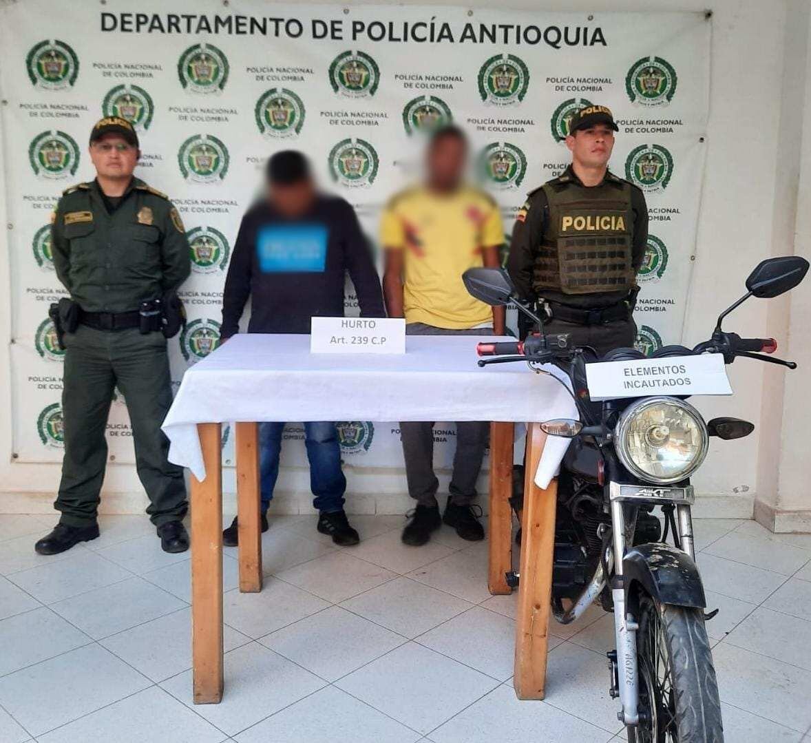 Capturados por robo- foto policía Antioquia