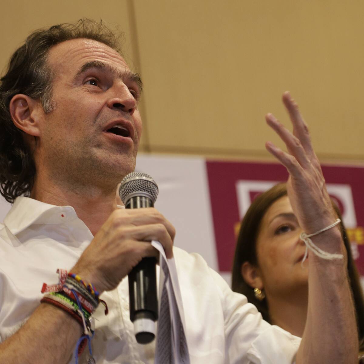 ‘Fico’ Gutiérrez denunció a Petro en Comisión de Acusaciones y pidió que renuncie al cargo